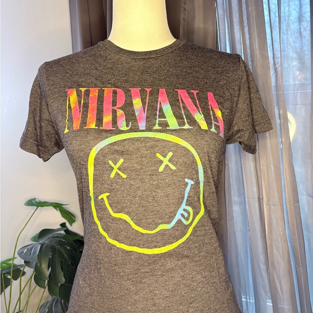 Graphic T
